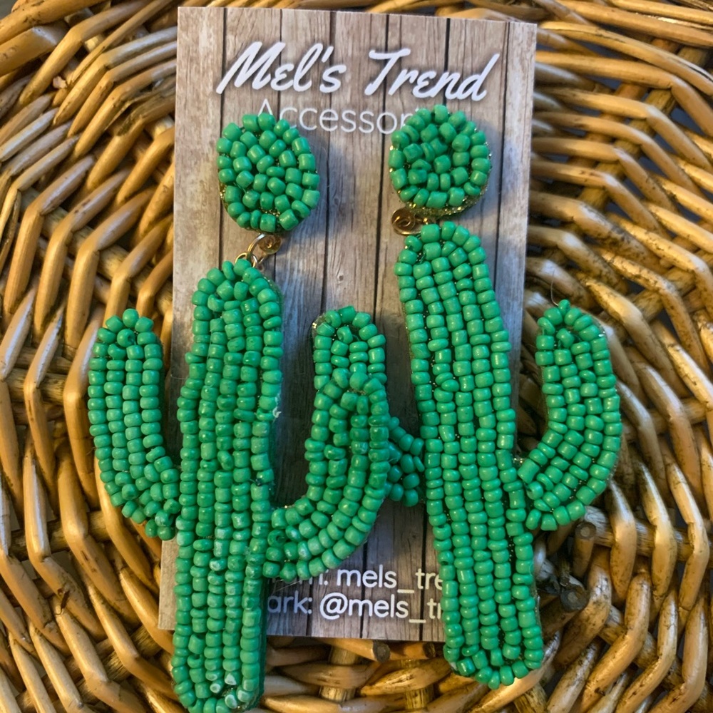 Green cactus earrings